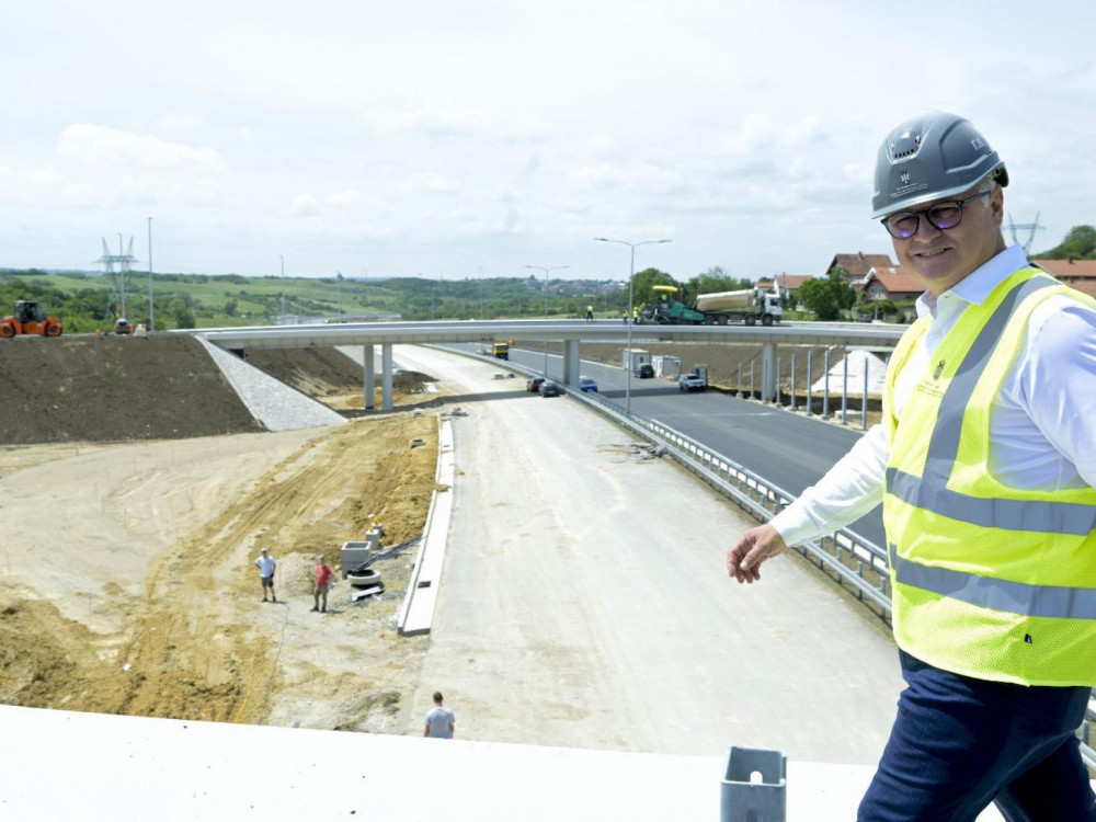 Vesić za BBA: Putarina će se plaćati i na brzim saobraćajnicama