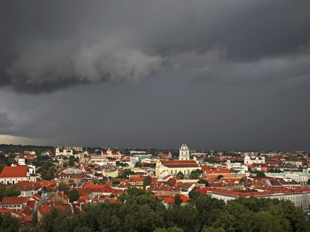 Nevreme u Srbiji: Potopi na ulicama, požari i porušena stabla