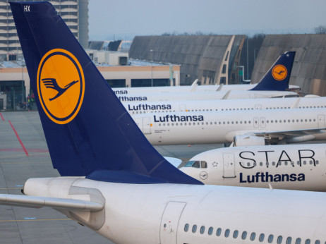 Lufthansa pokreće 'program preokreta' jer cene karata padaju, a troškovi rastu