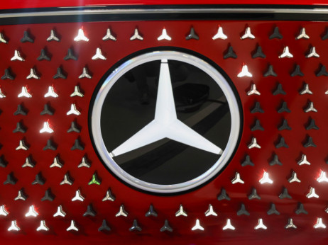 Mercedes ulaže u EV otvaranjem istraživačkog centra za održive baterije u Štutgartu