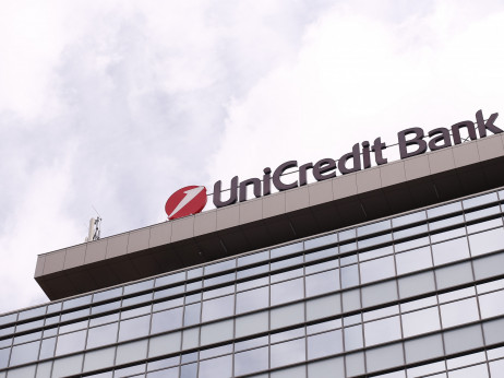 UniCredit SpA povećao svoj udeo u Commerzbanku na 21 odsto