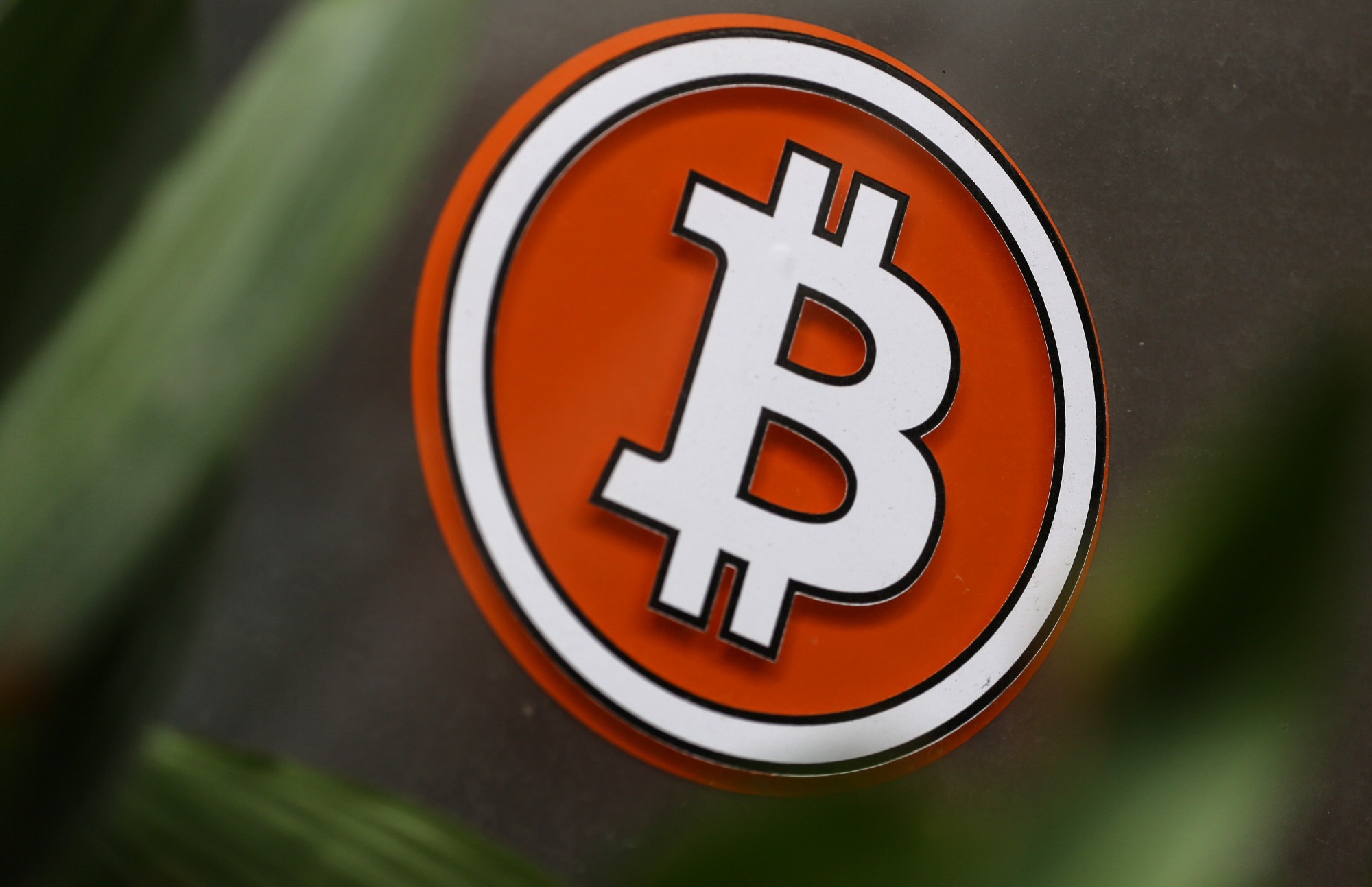 I kripto pod pritiskom - bitcoin slabi, ether pao najviše od 2021.