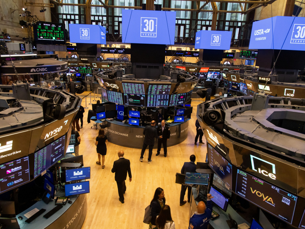 Pregled berze - strah i teror na berzi. Da li je crni ponedeljak pred nama