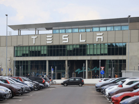 Elon Musk proverava zašto mu je toliko radnika u Nemačkoj na bolovanju