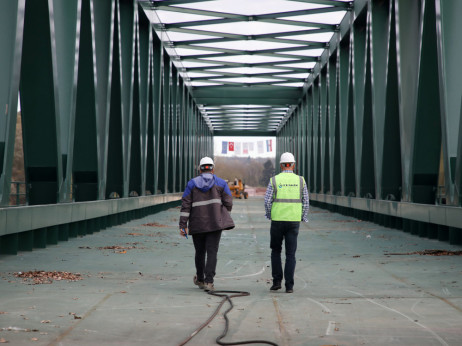 Izveštaj o zapošljavanju u SAD zatvara vrata julskoj promeni kamata Fed-a