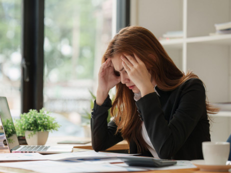 Sagorevanje na poslu u Srbiji : simptomi i prevencija