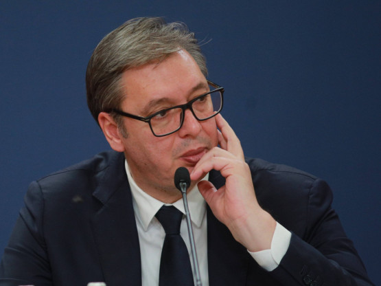 Vučić: Premalo srpskih firmi u dualnom obrazovanju