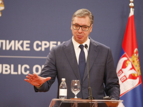 Vučić najavio povoljne stambene kredite za mlade