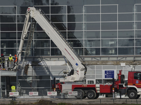 Šta (ni)je u dokumentaciji za nadstrešnicu u Novom Sadu?