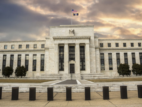 Fed: Več uradnikov opozorilo na možnost zvišanja obrestnih mer