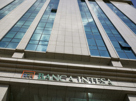 Banca Intesa banka godine i u 2024.