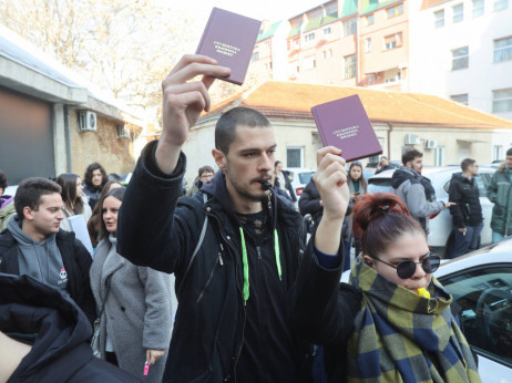 Građevinski fakultet saopštio šta nedostaje od dokumentacije, Vučić zatražio da se objavi