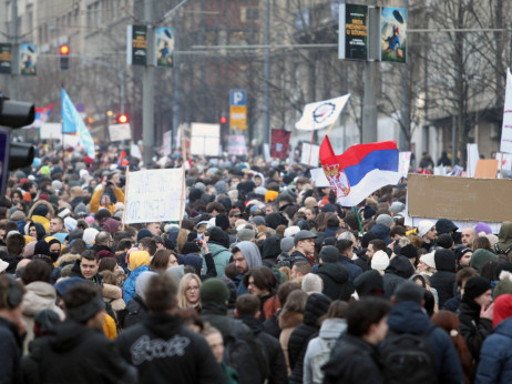 Studenti i građani odali poštu nastradalima, sprema se protest ispred RTS-a