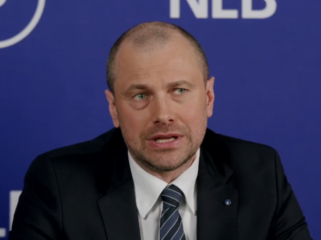 Delničarjem NLB osem odstotkov višja dividenda - kaj je Brodnjak dejal o prevzemih?