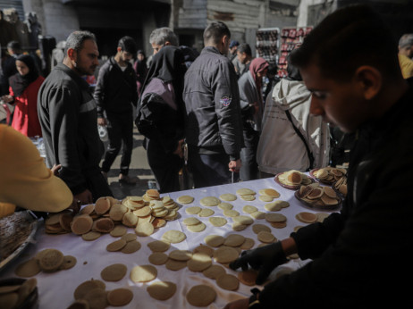 Rat nerazrešen, ali Gaza oživljava - ljudi se vraćaju kućama, iz pekara opet miriše hleb