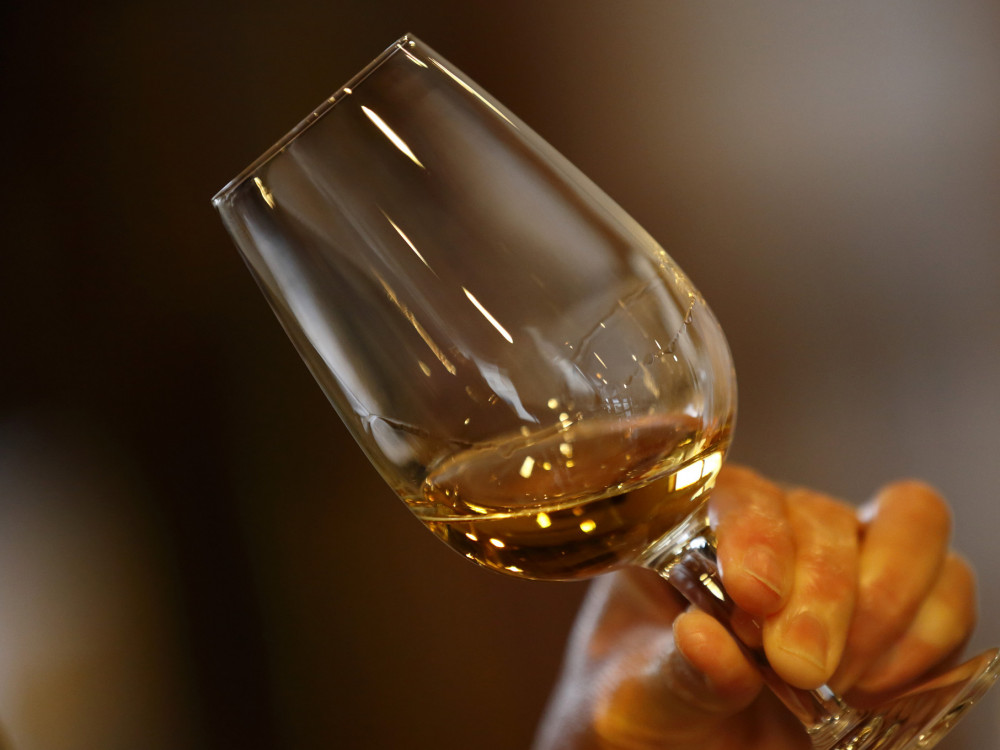 Za redak viski od 50 hiljada dolara potreban čekić da ga otvorite