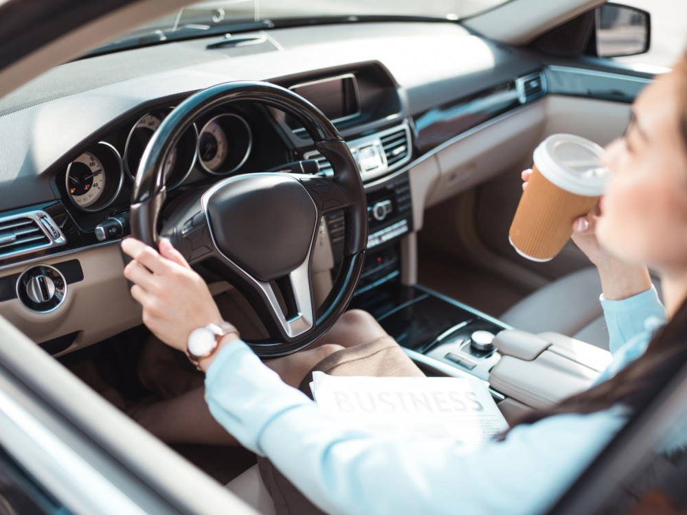 Započnite dan kao šef - šta slušaju direktori na putu ka poslu