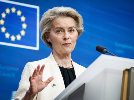 EU i SAD se dogovrile oko carina - šta je sve EU obećala Trumpu
