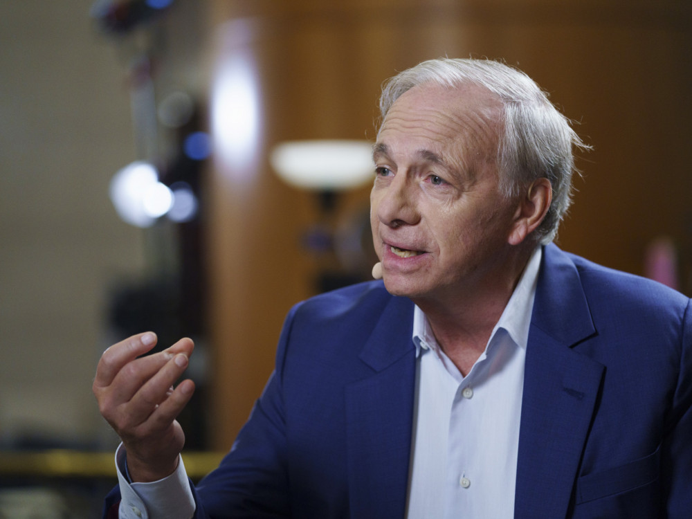 Ray Dalio: Carine narušile reputaciju SAD, svet ulazi u novu fazu neizvesnosti