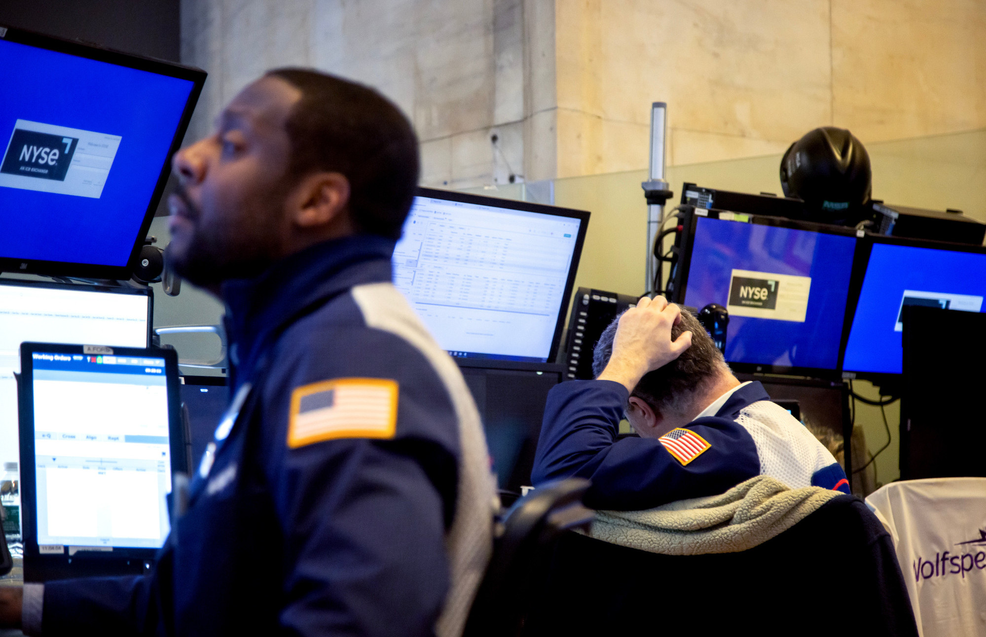 Nekad popularni fondovi na Wall Streetu tonu, bez spasioca na vidiku