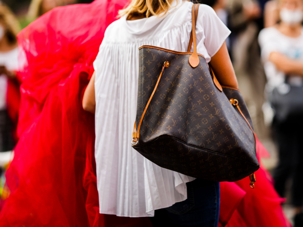 Udar na luksuz - Louis Vuitton poskupeo, Gucciju opada prodaja