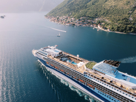 Spoznajte bogate upokojence, ki so kopno zamenjali za življenje na odprtem morju