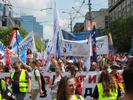 Studenti traže raspisivanje vanrednih parlamentarnih izbora