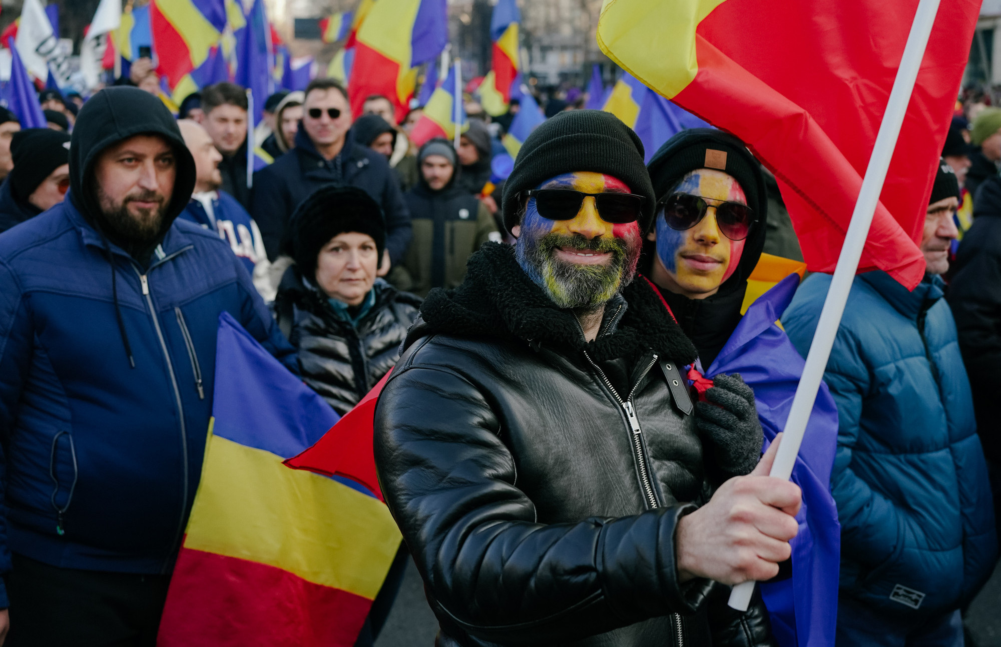 Rumunija podeljena između lokalnog Trumpa i favorita evropskih elita