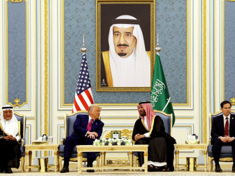 Američki predsednik kaže da će Saudijci investirati bilion dolara u SAD