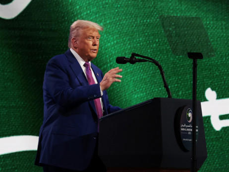 Bliski istok ulaže milijarde u AI, dok SAD forsira američke čipove