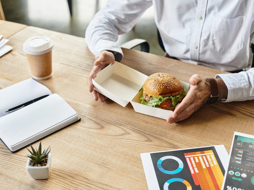 Kada direktor dobije napad gladi
