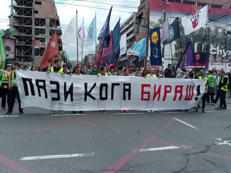 Protest u Beogradu, popodne okupljanja u Novom Sadu i Kragujevcu