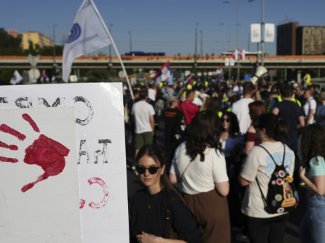 "Vostani Serbije"- počeo protest studenata više od 30 gradova
