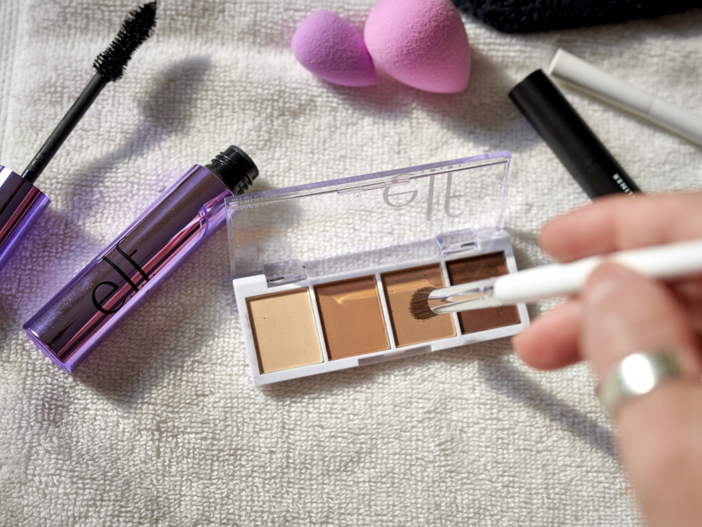 Odluka od milijardu dolara - e.l.f. Beauty kupio brend Rhode Hailey Bieber