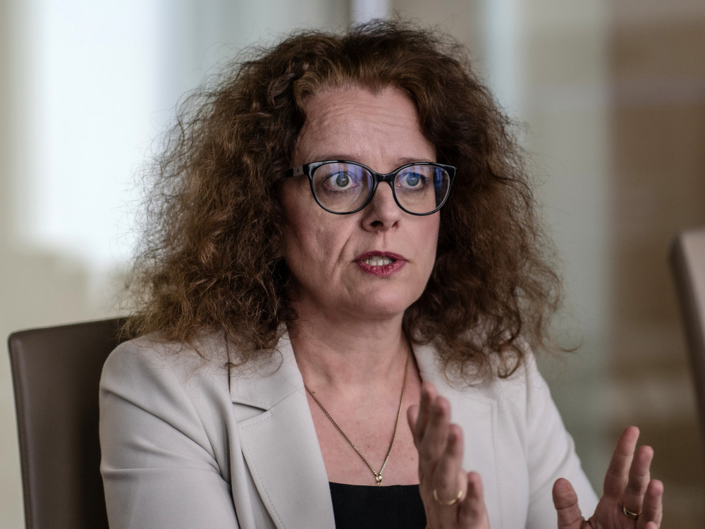 EU vidi da bi evro mogao da nadvlada dolar