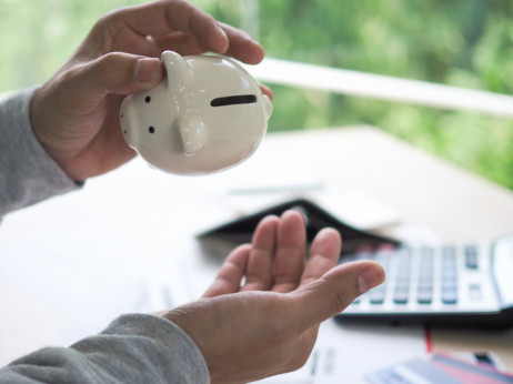 Varčevalni računi: kdo ponuja največ in koliko se to v resnici splača?