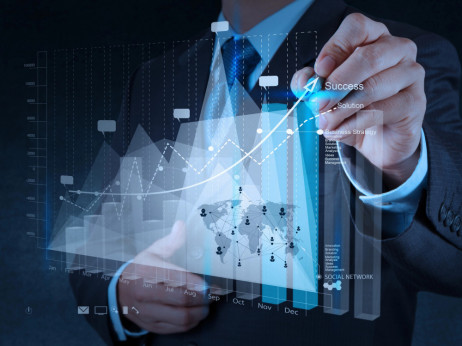 Digitalna transformacija poslovanja: Gde se tehnologija susreće sa strateškim promišljanjem