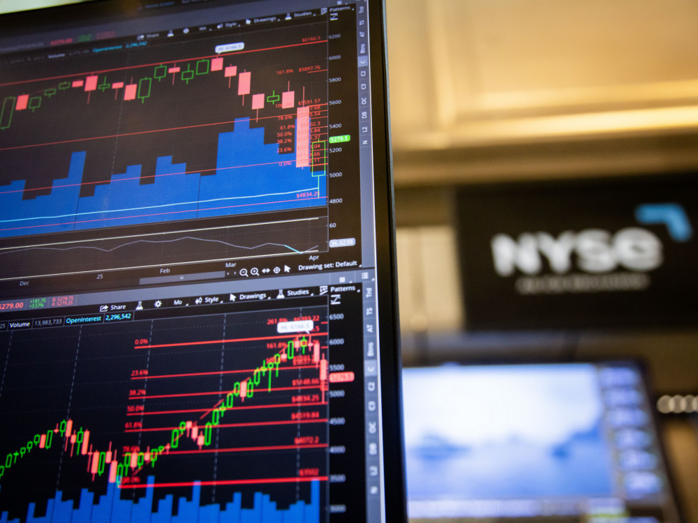 S&P 500 pred rekordom, ali sezona zarada stiže sa ozbiljnim izazovima