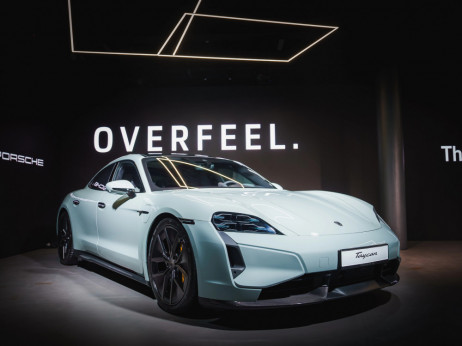 Mrtva trka između električnog Porschea, Renaulta, Škode i VW-a
