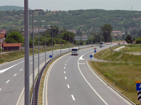 Od nedelje za dva sata do Zlatibora, sa auto-putem stigla i fabrika