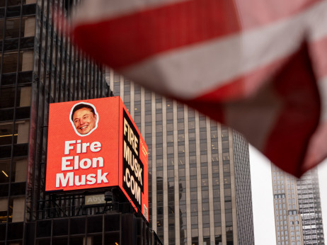 Da li će Musk biti američki Bogoljub Karić ili Boris Berezovski