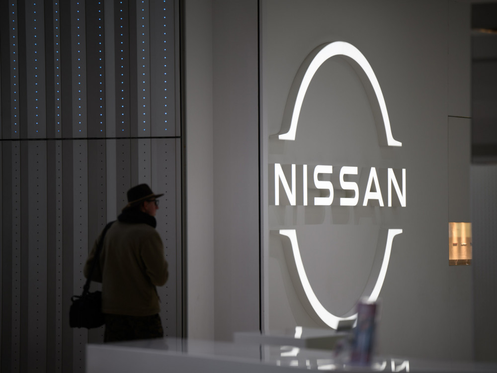 Mercedes-Benz prodaje akcije problematičnog Nissana