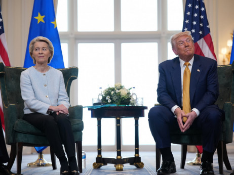 EU spremna da zaustavi trgovinski sporazum s SAD-om zbog Trumpovih pretnji novim carinama