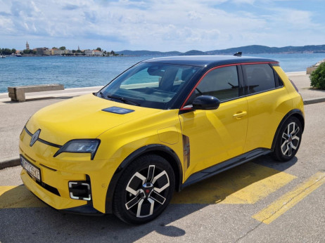 Testirali smo električni 'renault 5' - auto koji su svi zavoleli