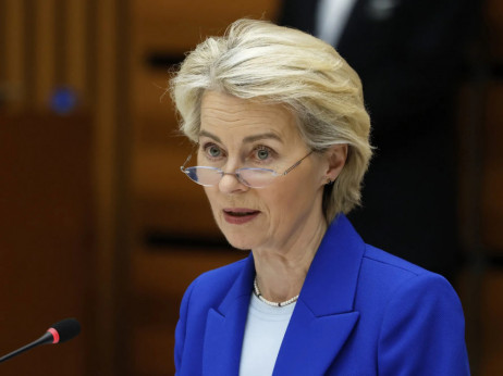 Von der Leyen brani sporazum s Amerikom, upozorava na rizik od trgovinskog rata