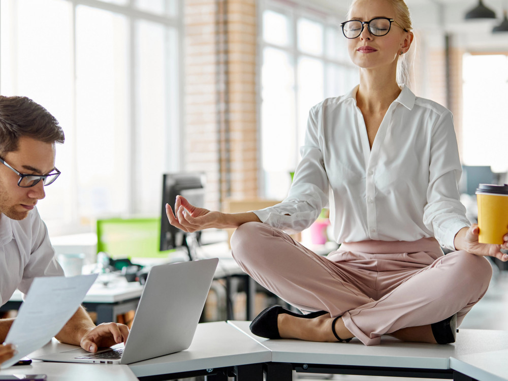 Stres zbog otvaranja inboksa pogađa 66 odsto ljudi - kako na posao posle odmora