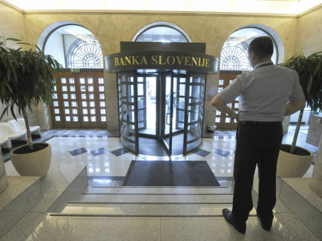 Banka Slovenije: 'Kažejo se prvi neposredni učinki vojne'