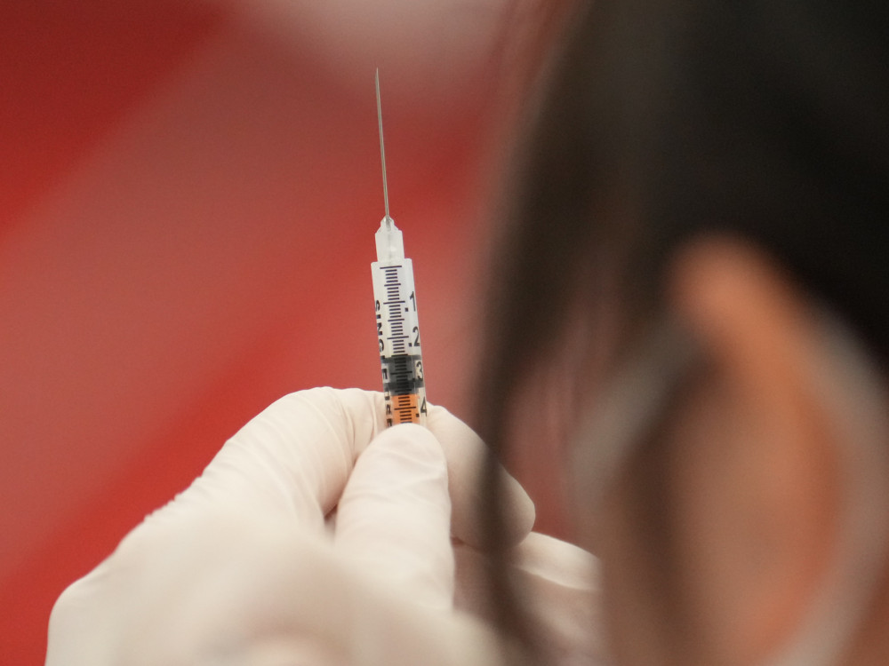Farmaceutske kompanije pod pritiskom - SAD povezuju vakcinu protiv korone sa smrću dece