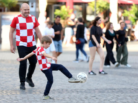 Tržišta tonu, Hrvatska se diže, po standardu pušemo za vrat Slovencima