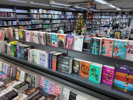 Izdavači u Srbiji: školske knjige pune kase, beletristika se bori za čitaoce